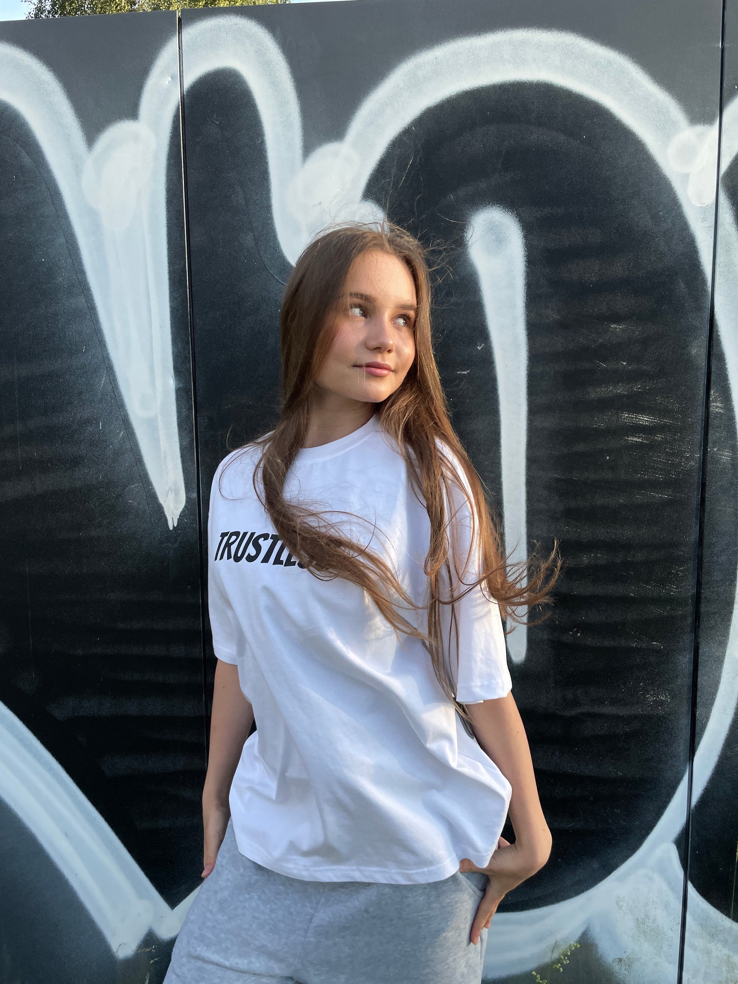 NO TRUST JUST HUSTLE WHITE T-SHIRT