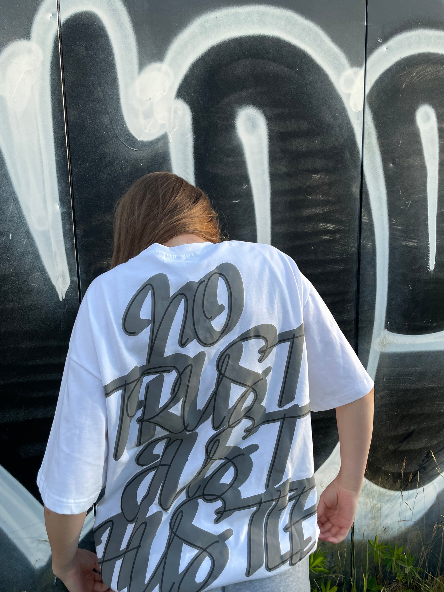 NO TRUST JUST HUSTLE WHITE T-SHIRT
