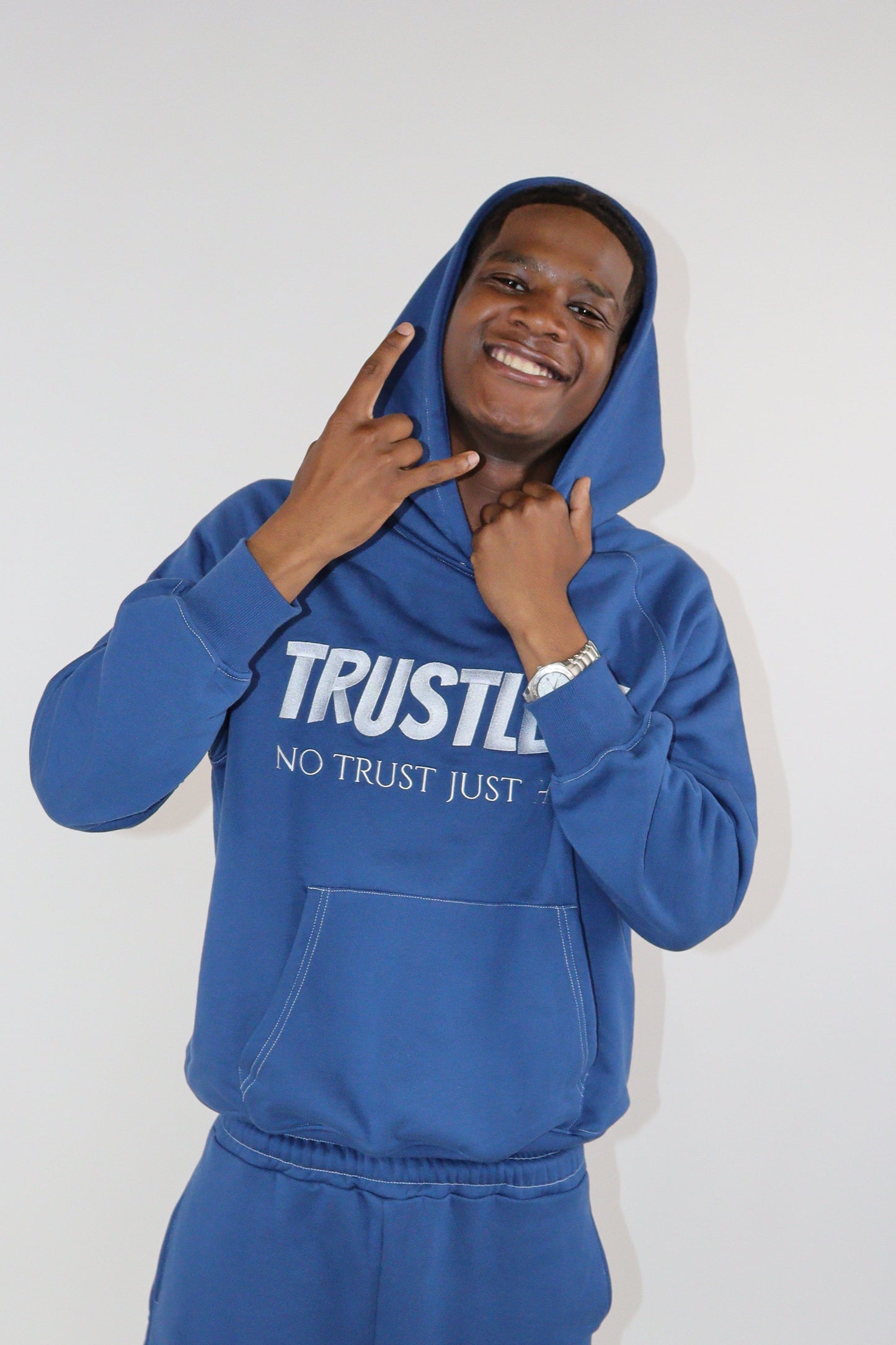 TRUSTLESS NAVY BLUE HOODIE