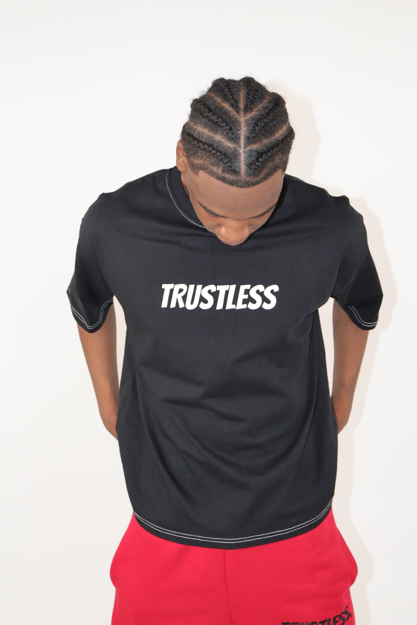 NO TRUST JUST HUSTLE BLACK T-SHIRT