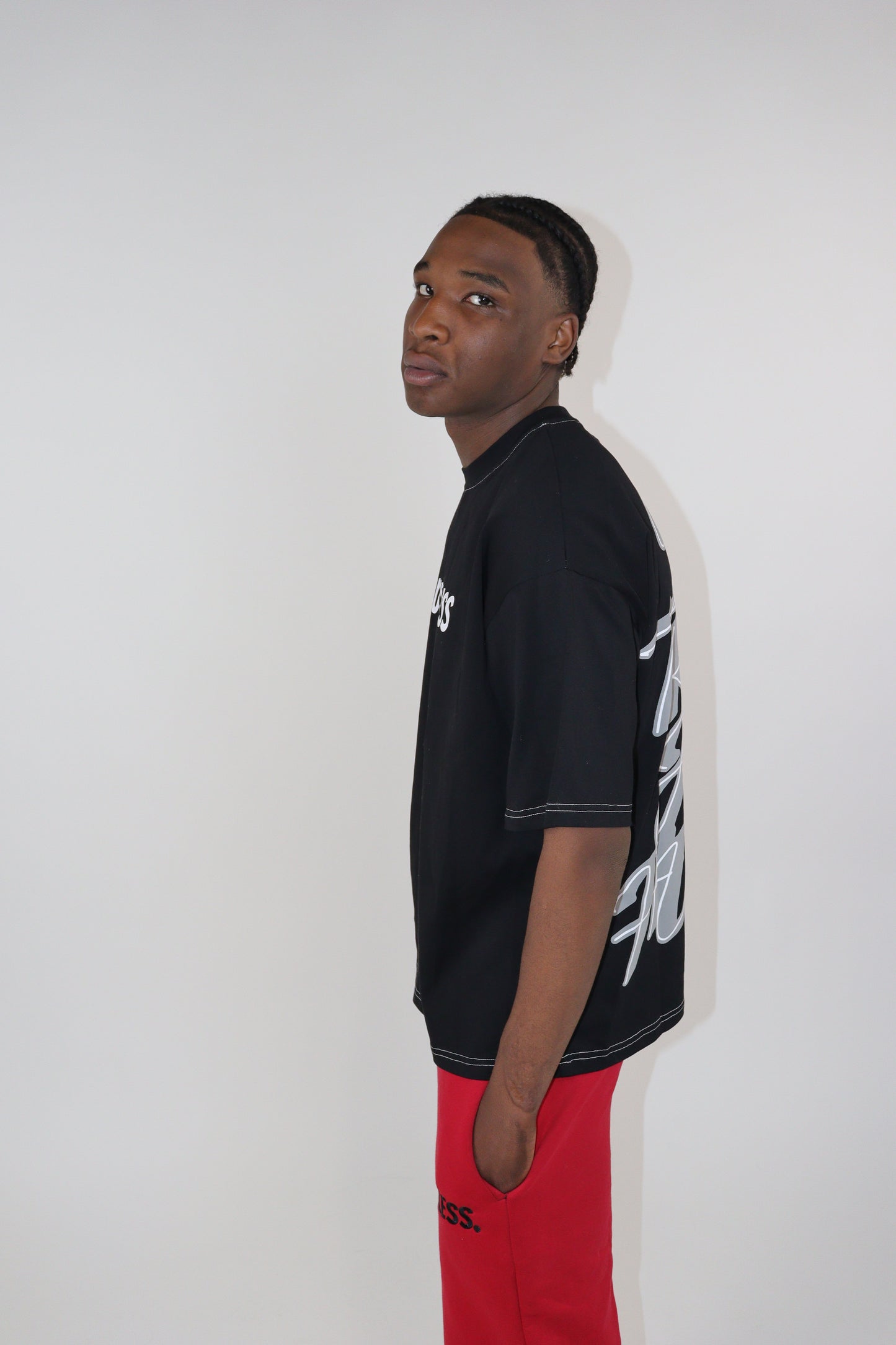 NO TRUST JUST HUSTLE BLACK T-SHIRT