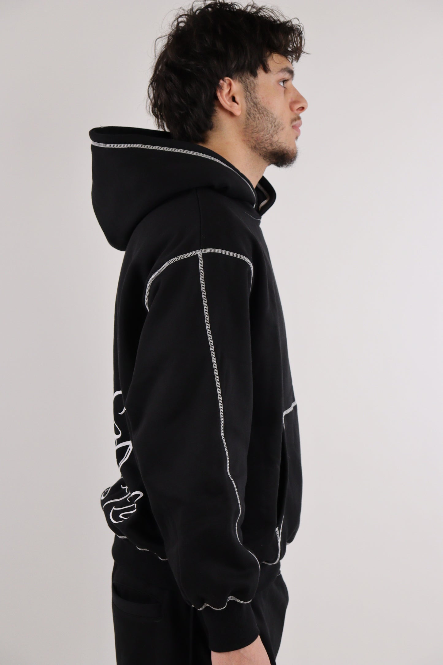 TRUSTLESS BLACK LINE HOODIE